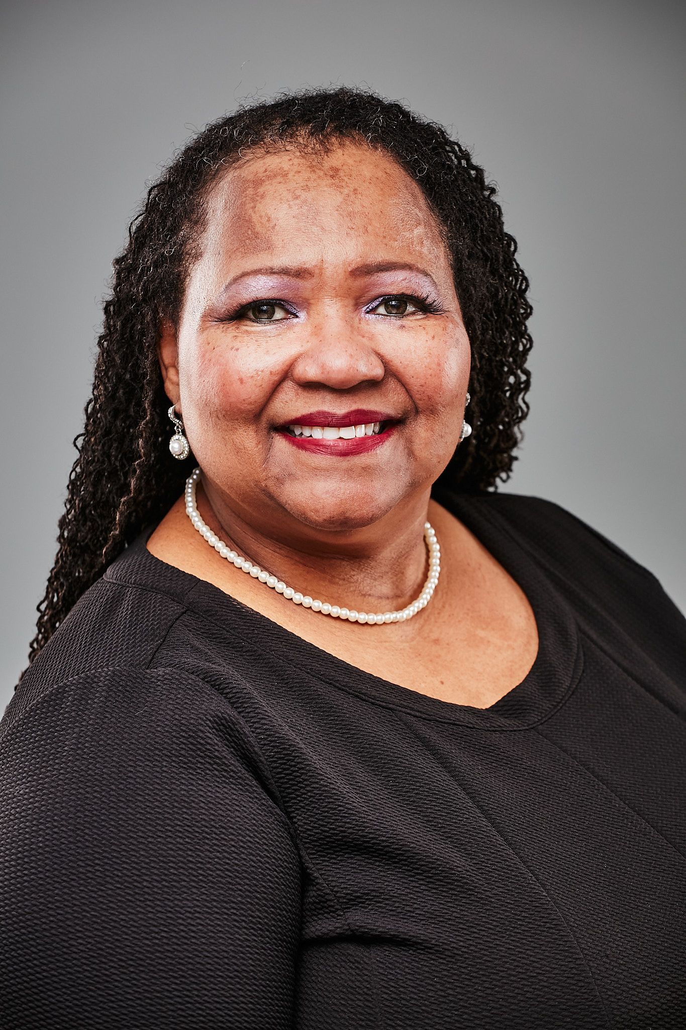 Felicia Holyfield headshot