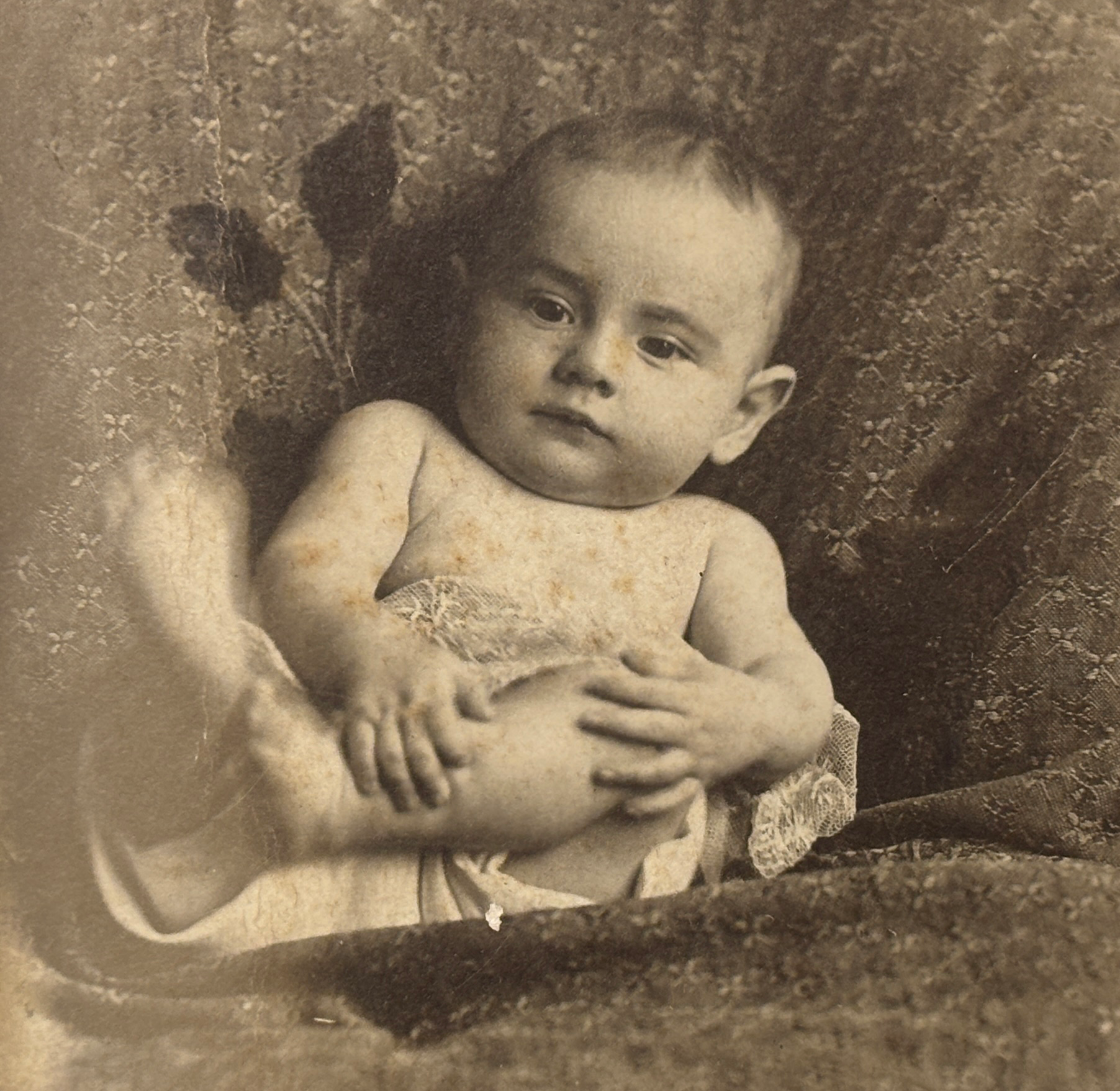 James S. McDonnell as a baby, seated in a chair.