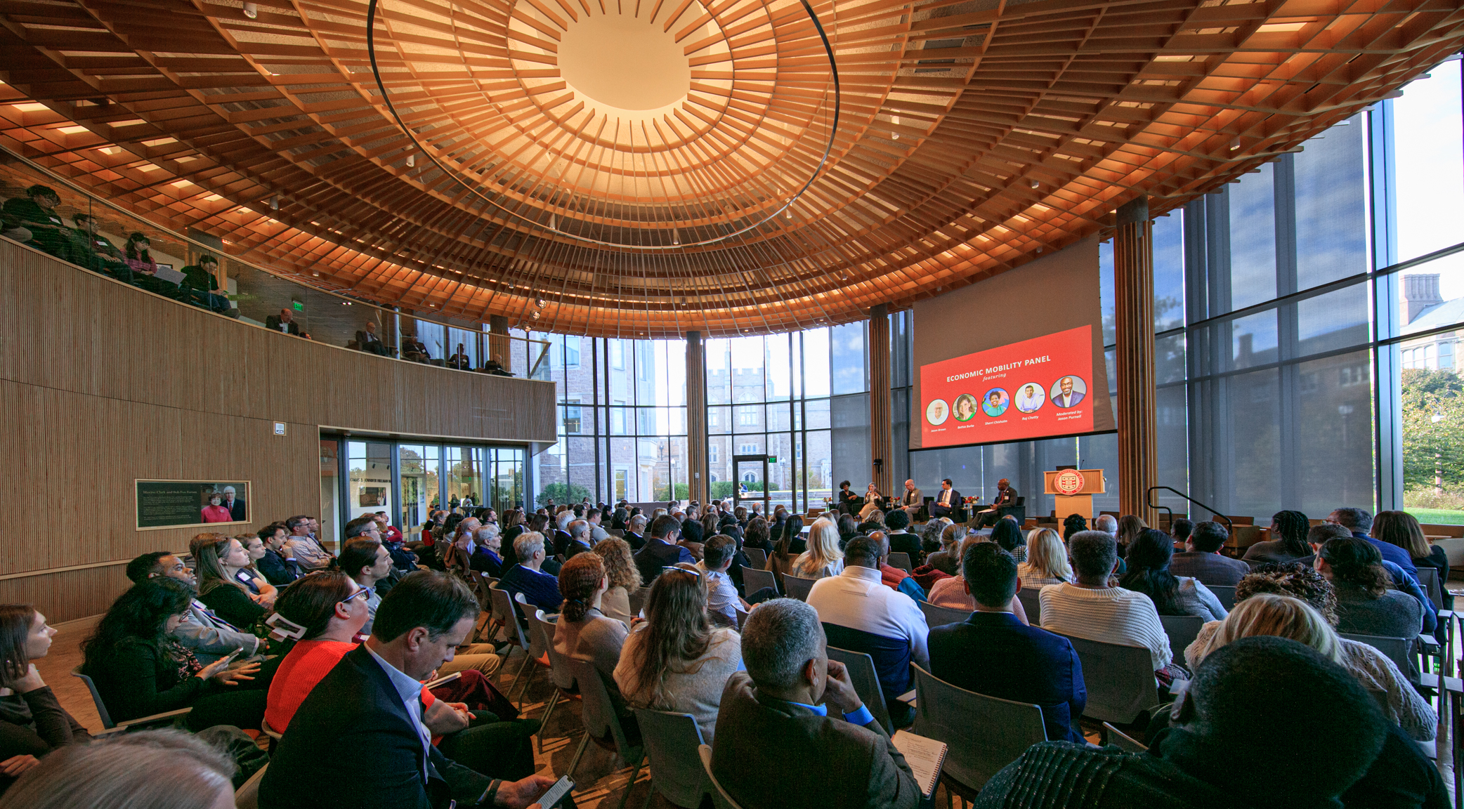 Photo by Suzy Gorman and WashU.